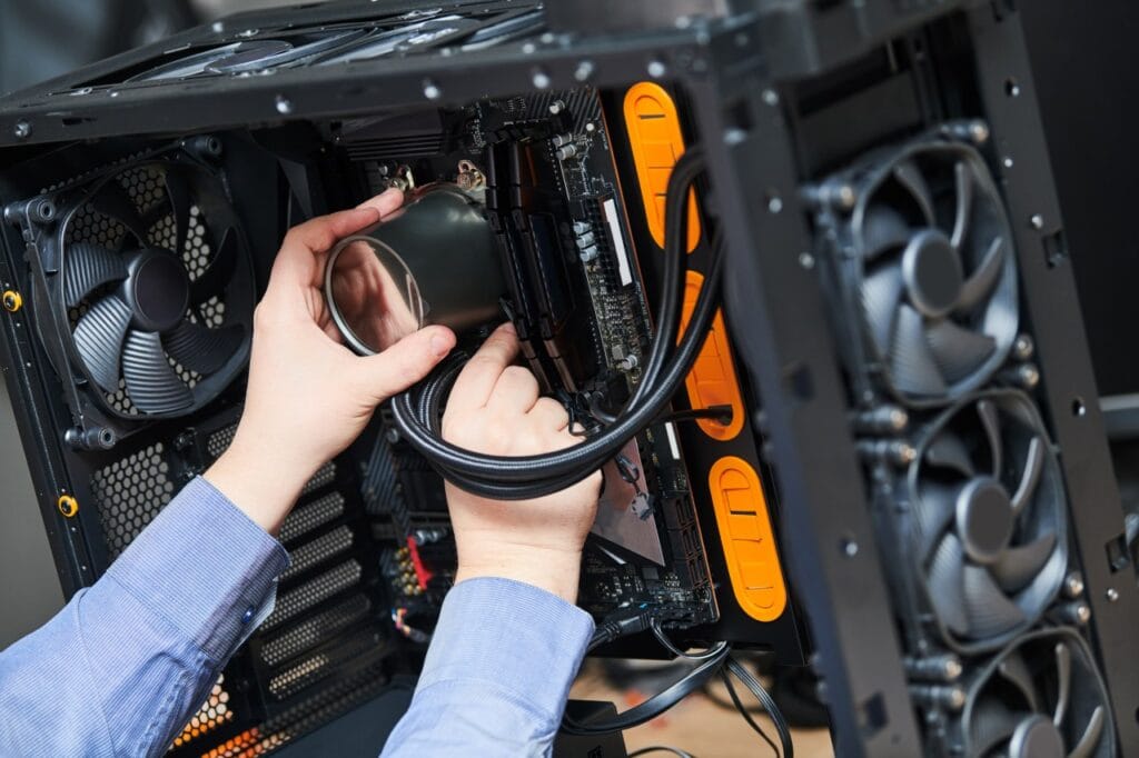 Cel mai bun Cooler cu lichid pentru procesor