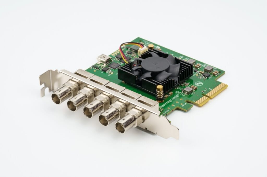 placă de captură video PCIe cu porturi SDI pentru streaming la calitate 1080p sau 4K