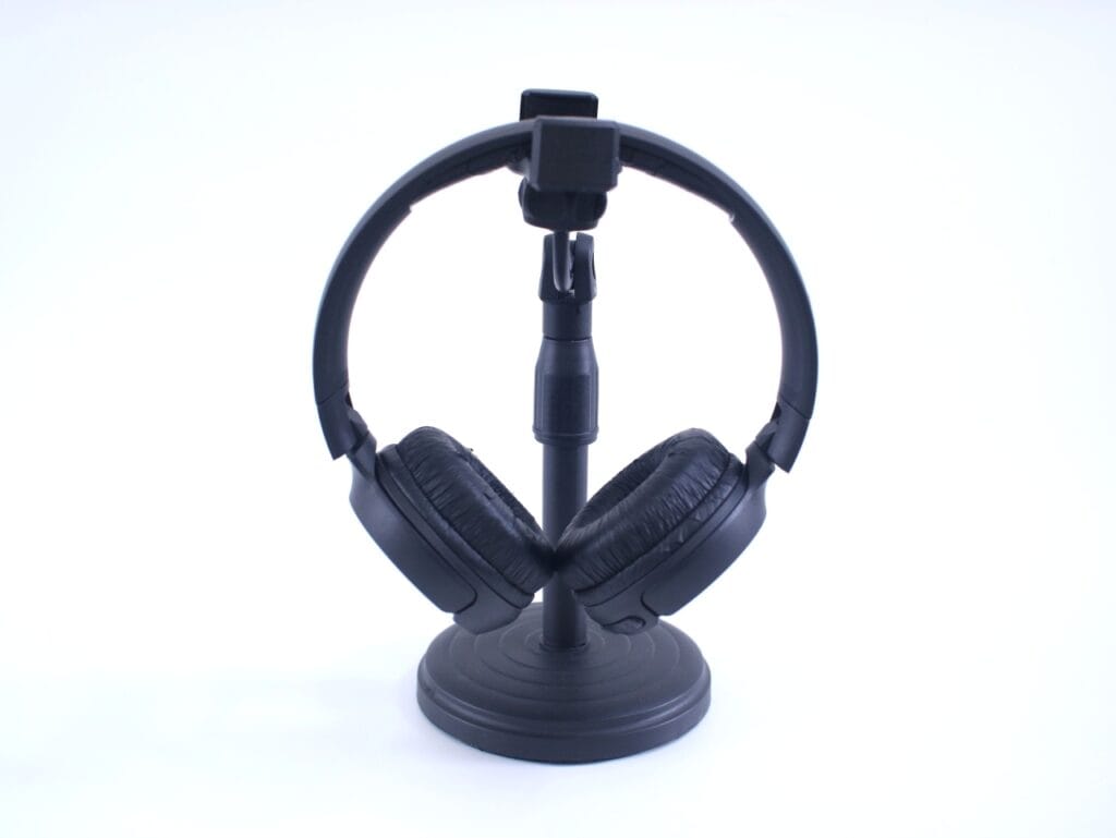 Suport de birou pentru căști – soluția ergonomică ideală Suport căști ergonomic de birou, accesoriu pentru organizare și eficiență