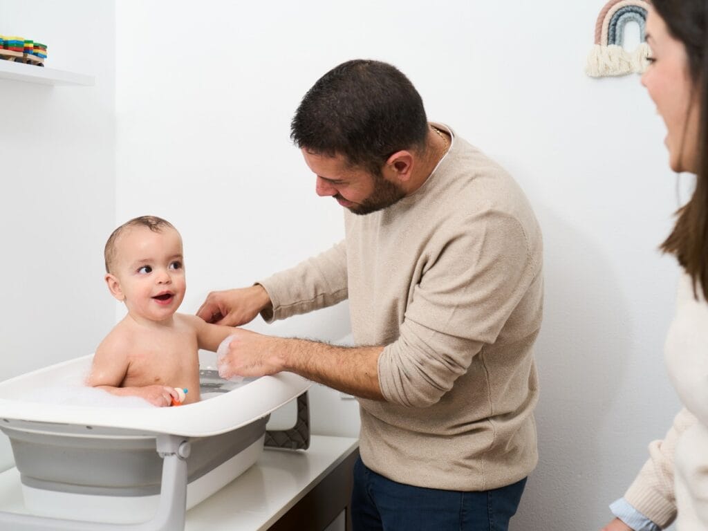 Cea mai bună Cădiță pliabilă pentru bebeluși