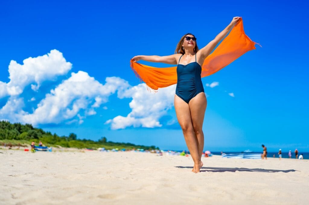 Cel mai bun Costum de baie întreg pentru femei