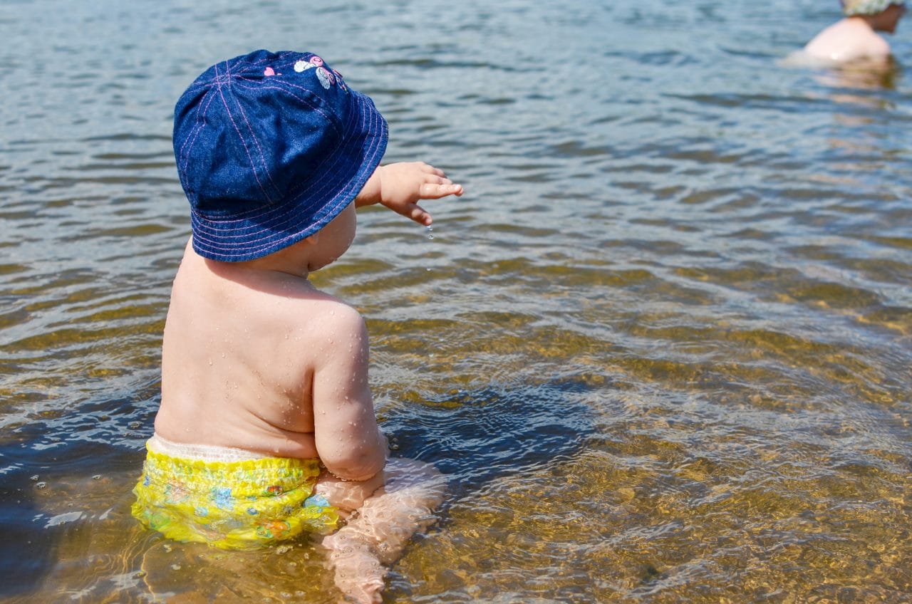 Cel mai bun Scutec de apă pentru bebeluși