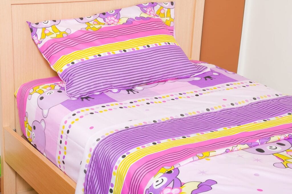 Importanța densității materialului la lenjeriile de pat pentru copii model lenjerie copii rezistență spălare densitate țesătură optimă