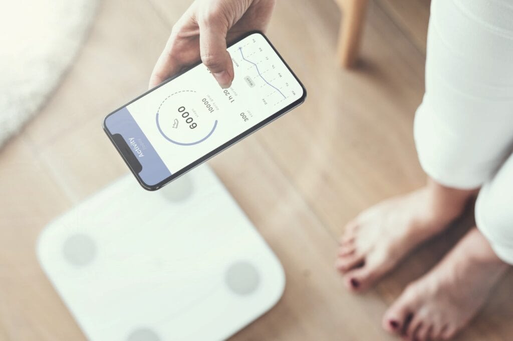 Monitorizare avansată pentru sportivi cu cântar corporal inteligent cantar corporal inteligent sincronizat cu aplicatie pentru monitorizare sportiva