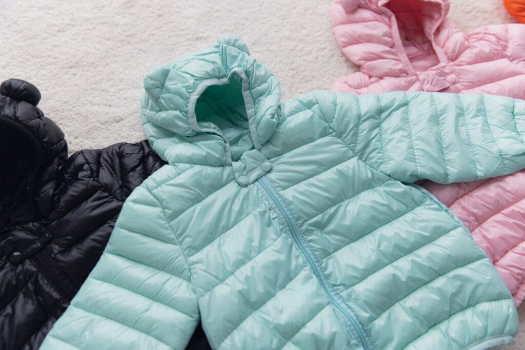 gecile pentru copii iarna, modele noi cu tratament hidrofug și materiale respirabile