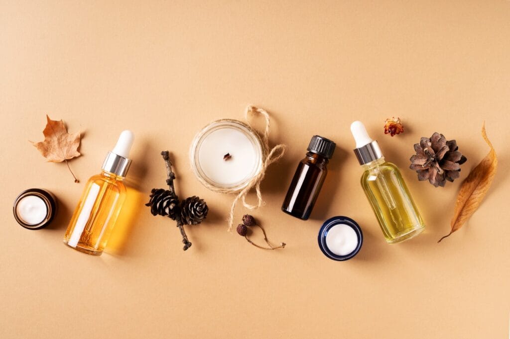 Ingrediente naturale în uleiurile faciale de top Uleiuri faciale cu ingrediente naturale esențiale pentru îngrijirea pielii sensibile