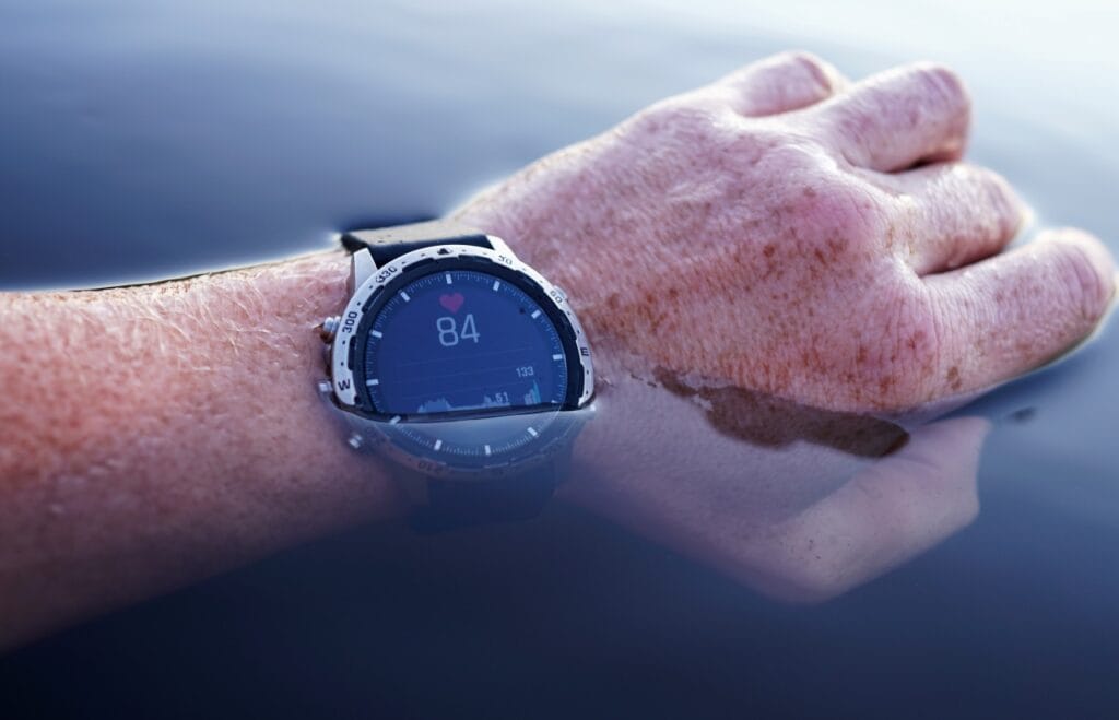 Cel mai bun Ceas smartwatch pentru înot