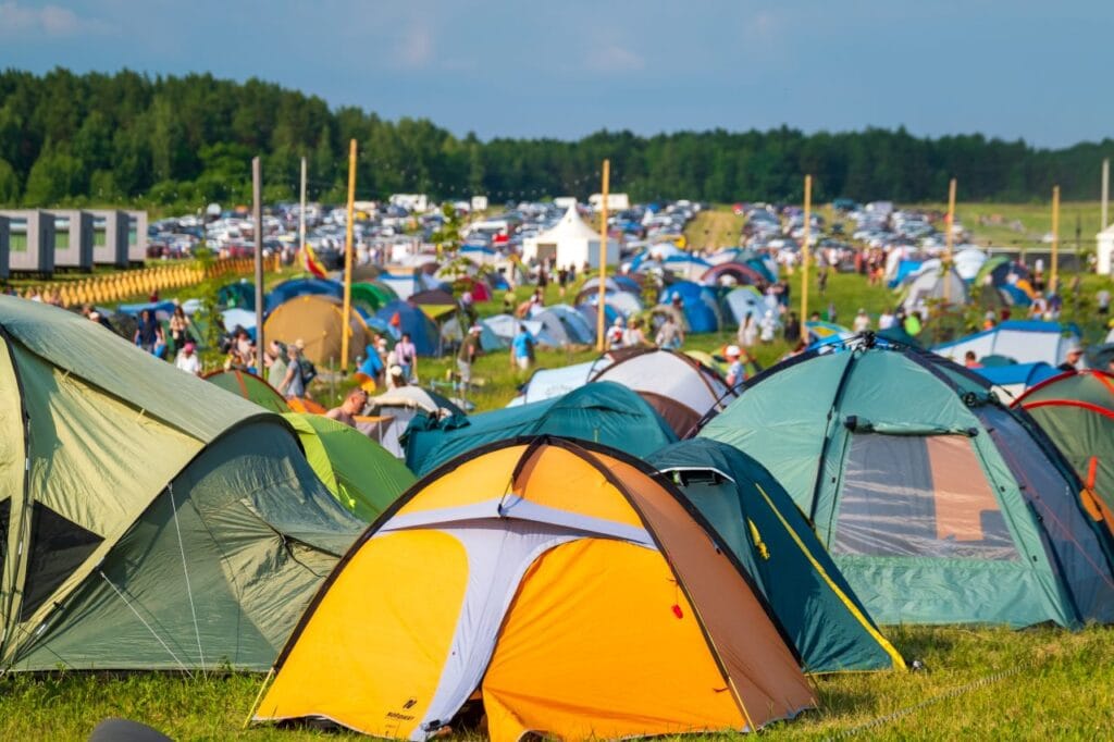 corturi de camping pentru festival folosite repetat, uzura cortului în camping aglomerat